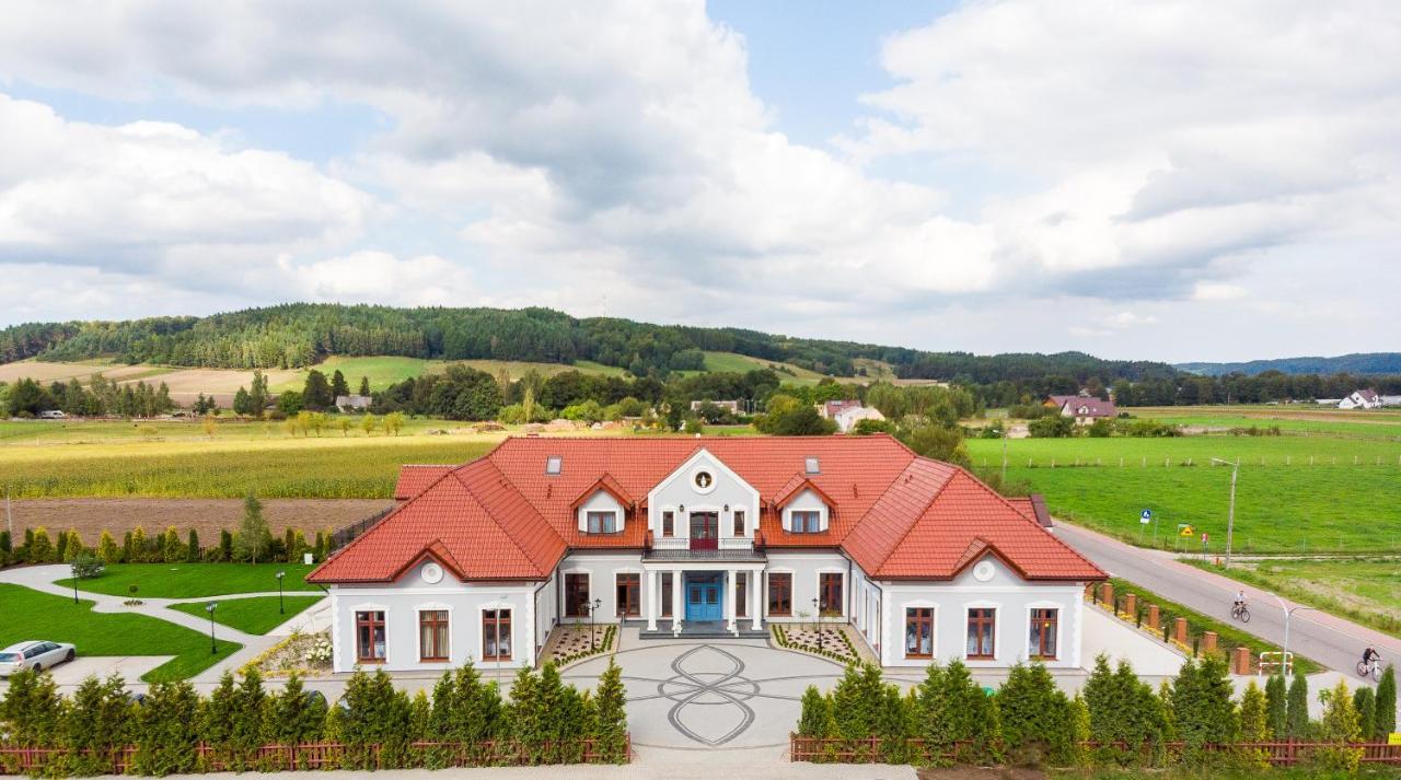 Hotel Dworek Czardasz Strzebielino - Wejherowo Exterior foto